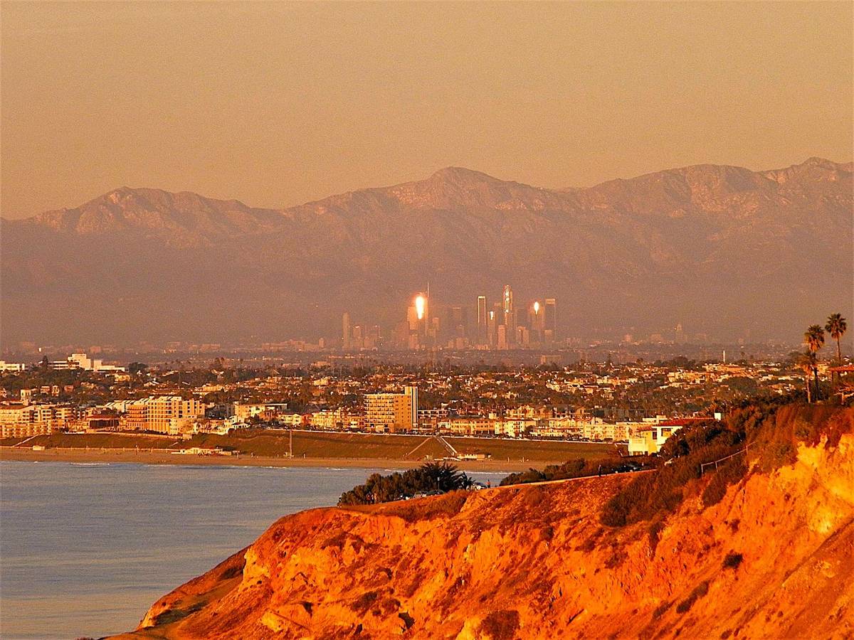 Downtown Los Angeles seen from Palos Verdes
